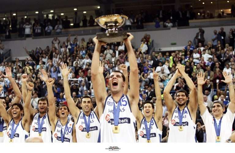 Σαν Σήμερα: 2005 η Ελλάδα ξανά στην κορυφή του Ευρωπαϊκού Μπάσκετ