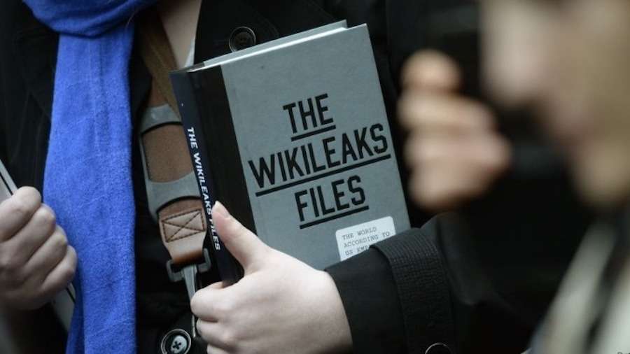 Σύλληψη Ασάνζ: Για συνωμοσία κατηγορείται από τις ΗΠΑ ο ιδρυτής των Wikileaks