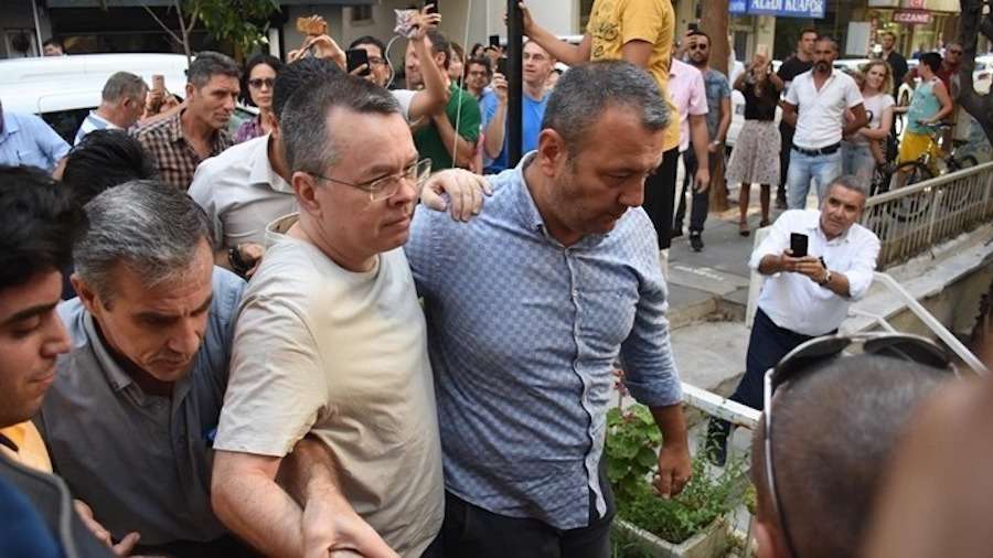 Τουρκία: Εισαγγελέας προσέφυγε κατά της απόφασης απελευθέρωσης του  Μπράνσον