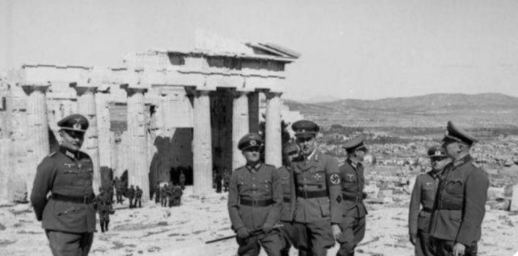 Γερμανικός Δούρειος Ίππος για την άλωση της μνήμης και τις γερμανικές οφειλές προς την Ελλάδα