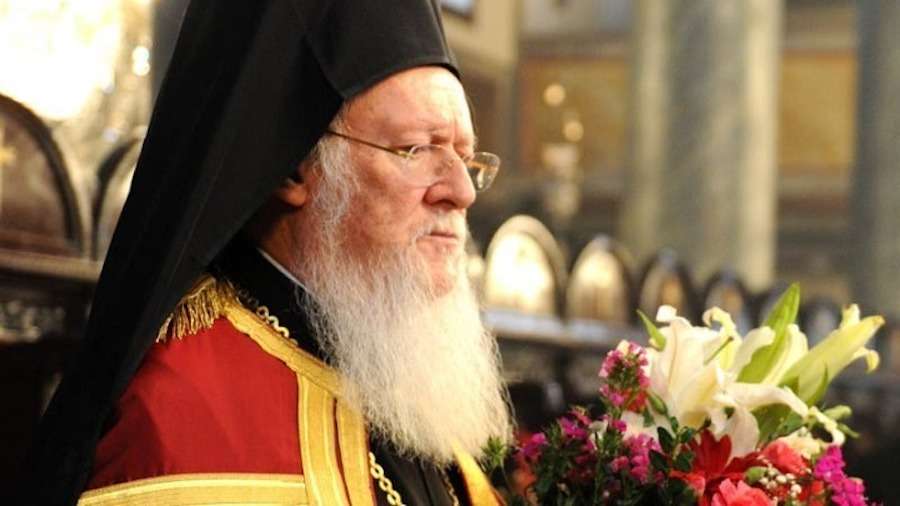 Ο Οικουμενικός Πατριάρχης επικαλείται τους στρατιωτικούς Αγίους και στέλνει μήνυμα στους αμφισβητίες