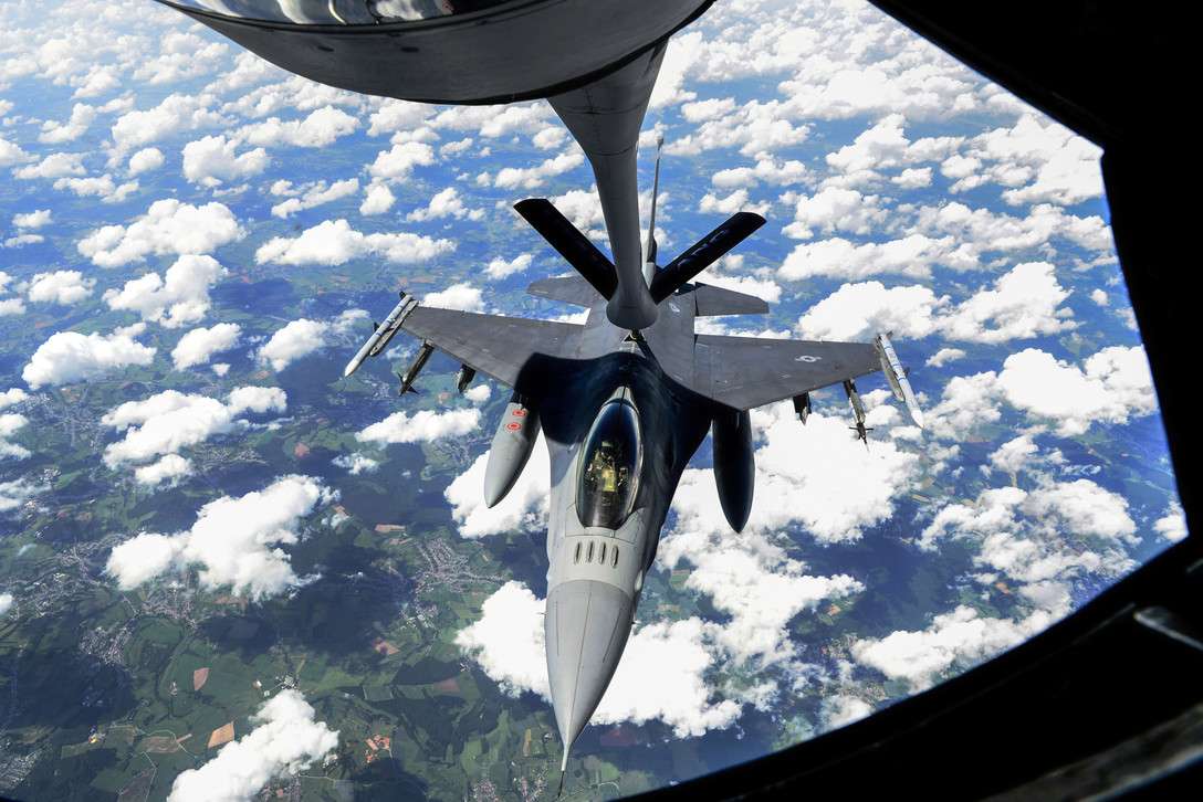 Ο μέγας γρίφος του εκσυγχρονισμού των F-16 και η πρόταση των Αμερικανών για τη λύση του