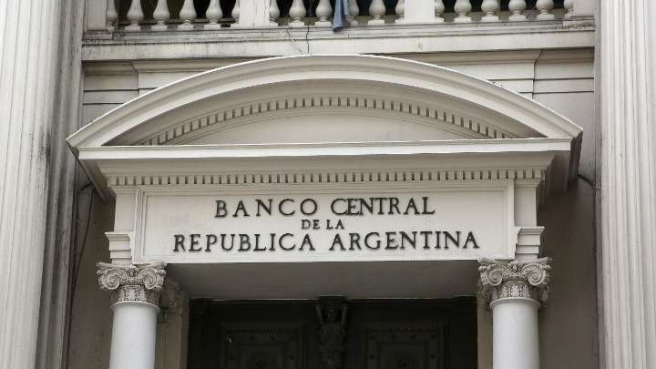 Αργεντινή: Συρρίκνωση της οικονομίας κατά 3,5%