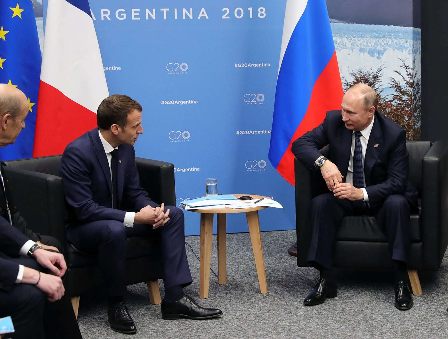 Πούτιν και Μακρόν συζήτησαν για την σύνοδο για την Ουκρανία