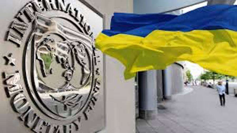 Η Ουκρανία τρώει χαστούκια από τη Ρωσία και παίρνει λεφτά από το ΔΝΤ