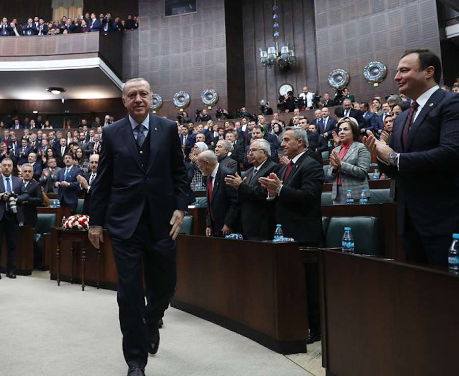 Ο Ερντογάν επιμένει να κερδίσει την Κωνσταντινούπολη κάνοντας λόγο για 