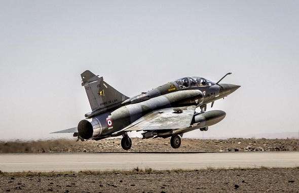 Διθέσιο το Mirage 2000 που χάθηκε από τα ραντάρ στη Γαλλία