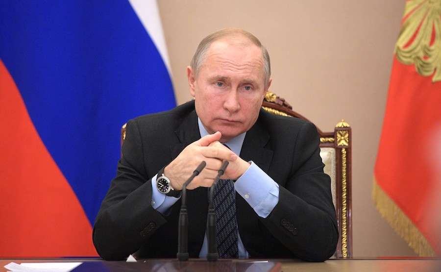 Νέα σενάρια για Πούτιν: Πρώην επικεφαλής της MI6 εξηγεί πώς θα φύγει χωρίς πραξικόπημα