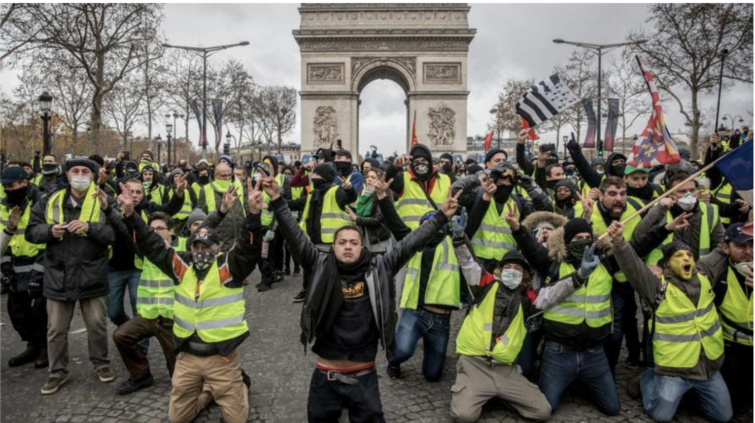 Γαλλία: Τα Κίτρινα Γιλέκα ξανά στους δρόμους - Συγκρούσεις στο Παρίσι