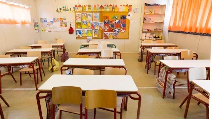 Υπουργείο Παιδείας: Φυλάκιση έως 2 χρόνια όσοι δεν στέλνουν τα παιδιά στο σχολείο