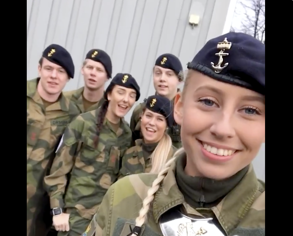 Οι γυναίκες του ΝΑΤΟ σ΄ ένα βίντεο