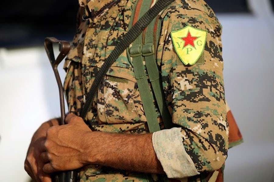 Οι Κούρδοι μαχητές του YPG αποσύρονται από μία περιοχή των συνόρων με την Τουρκία