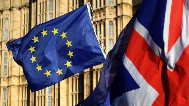 Brexit: Οι 27 της ΕΕ ενέκριναν τη συμφωνία