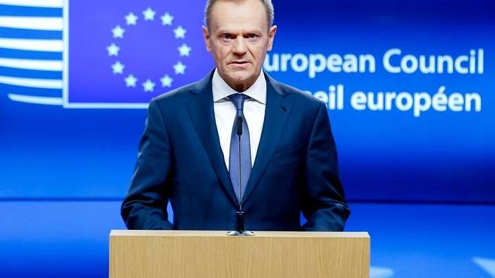 Ο Τουσκ καλεί το ευρωπαϊκό κοινοβούλιο να είναι ανοικτό σε μακρά παράταση του Brexit