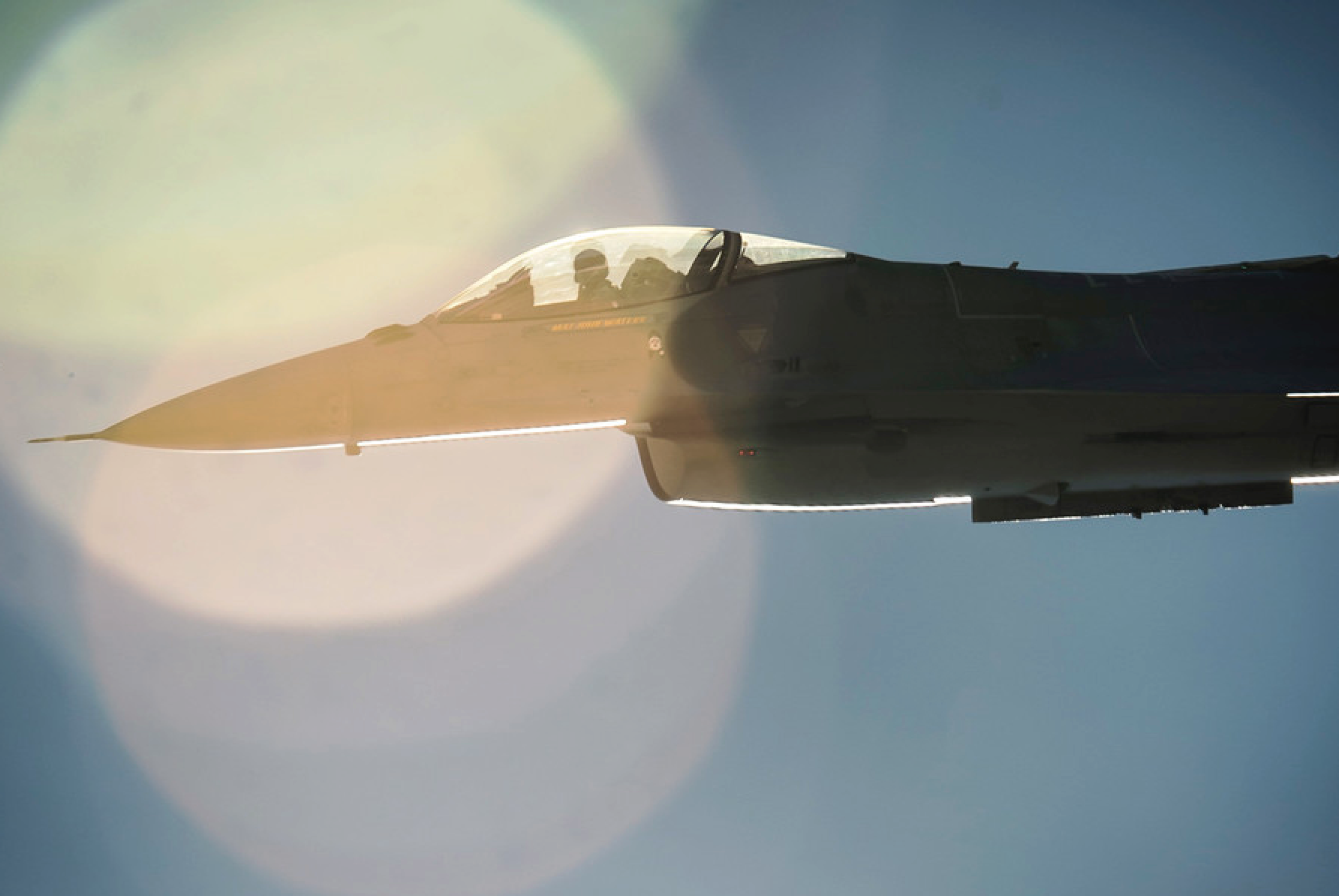 Εκπαίδευση Ουκρανών στα F-16 «από τους συμμάχους»  υποστηρίζει ο Μπάιντεν