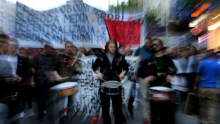 Σερβία: Διαδηλώσεις ξανά κατά του προέδρου Αλεξάνταρ Βούτσιτς