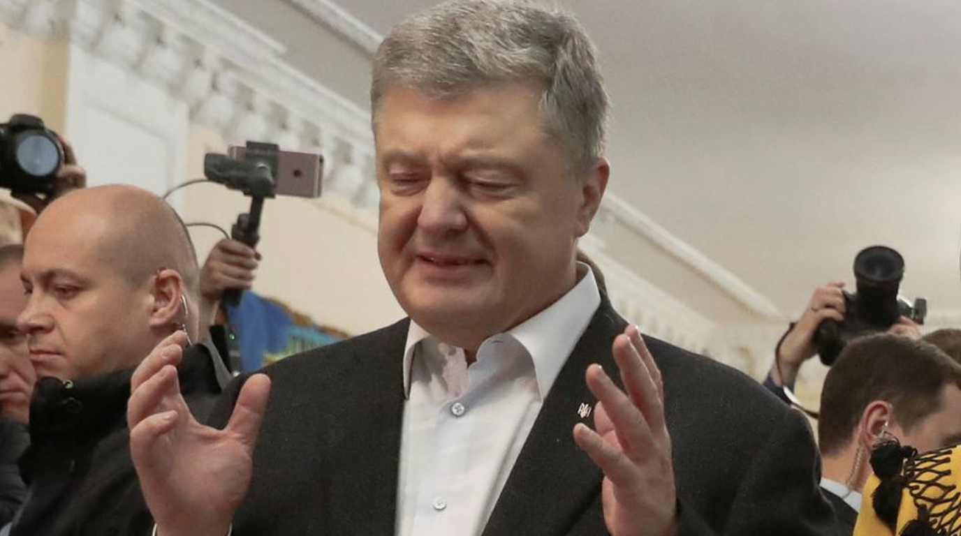 Ουκρανία: Κατηγορίες για προδοσία αντιμετωπίζει ο πρώην πρόεδρος Ποροσένκο