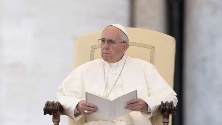 Στο στόχαστρο της ακροδεξιάς και ο Πάπας