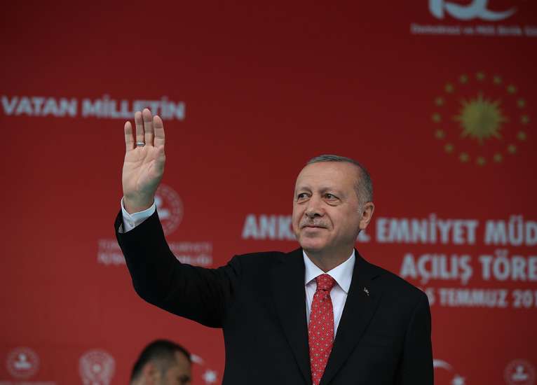 Η πολιτική των ...γεωτρύπανων! Ο Ερντογάν ανακοίνωσε ότι η Τουρκία θα αγοράσει ακόμη ένα