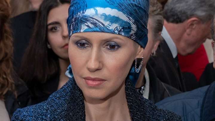 Η σύζυγος του Άσαντ δηλώνει ότι νίκησε τον καρκίνο του στήθους