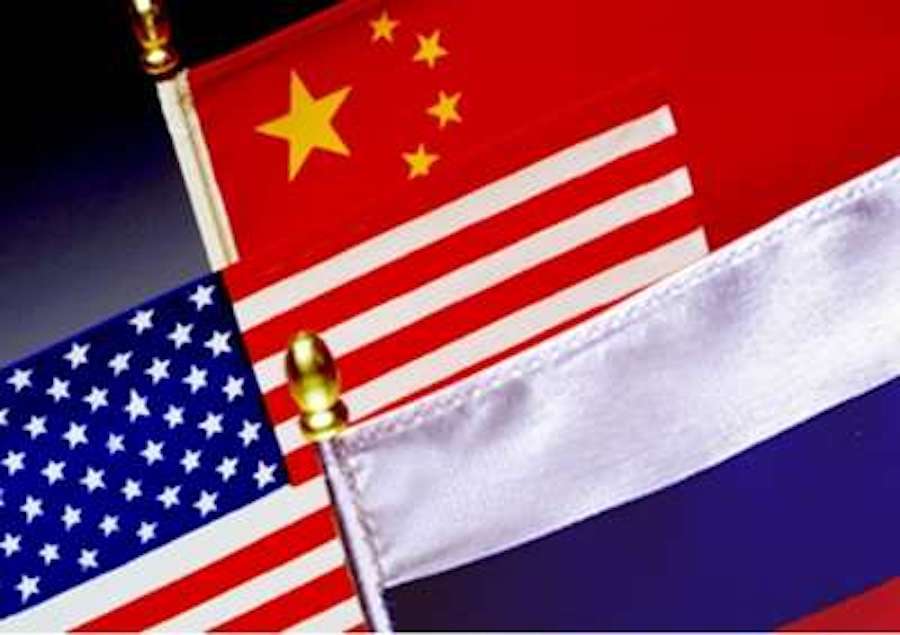 Η αμφισβήτηση της αμερικανικής αμυντικής βιομηχανίας από Μόσχα και Πεκίνο και τα ρωσικά όπλα μας