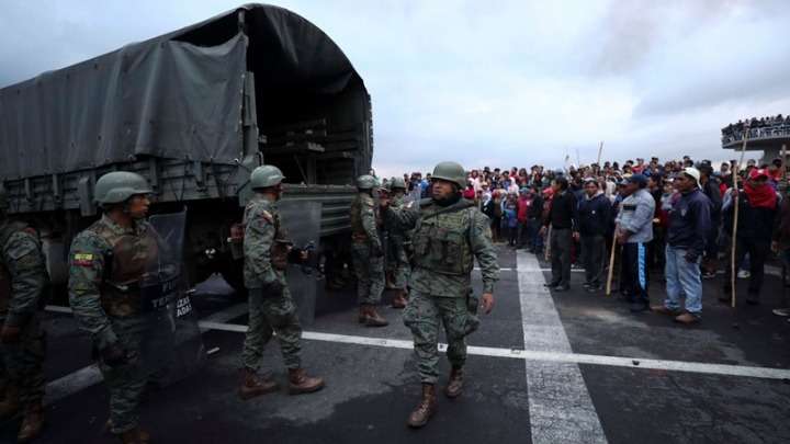 Ισημερινός: Αντικαταστάθηκε η ηγεσία των ένοπλων δυνάμεων