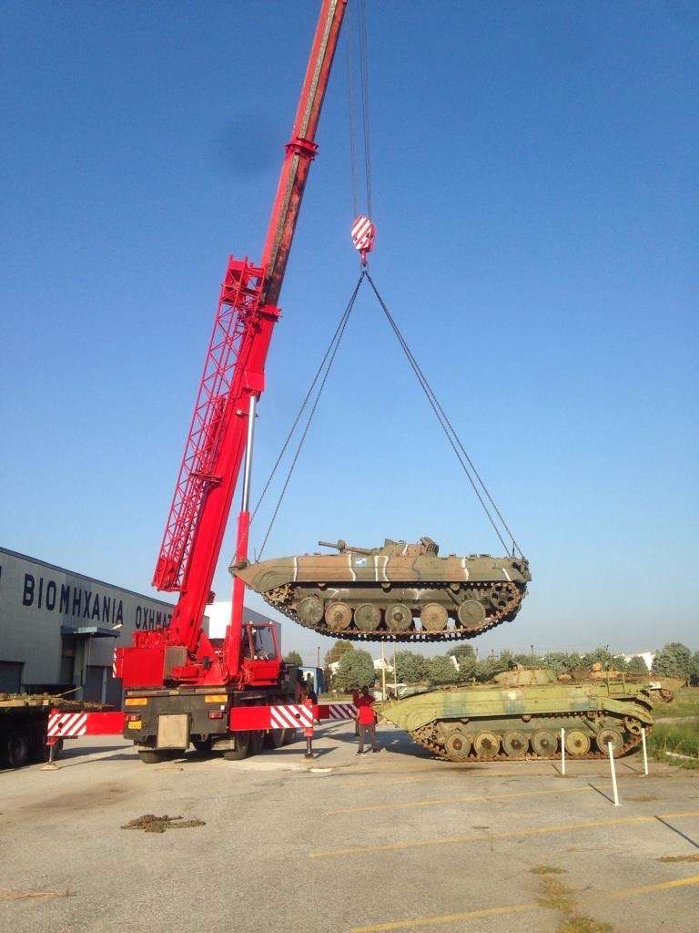 Άρχισε η μεταφορά των BMP-1 στα ΕΑΣ που έχουν αναλάβει την ανακατασκευή τους