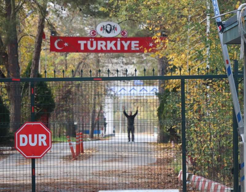 Η Τουρκία προσπάθησε να μας περάσει χωρίς βίζα 3 συλληφθέντες τζιχαντιστές! Τι έγινε στον Έβρο