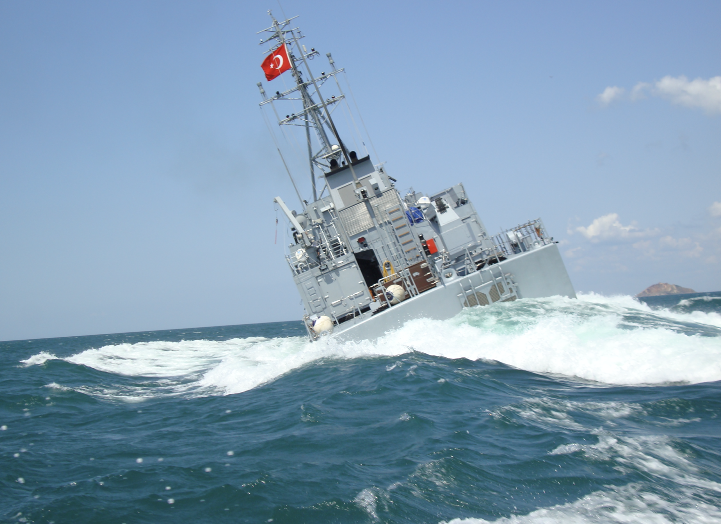 Πληροφορίες για ανάκληση αδειών και στο τουρκικό ναυτικό