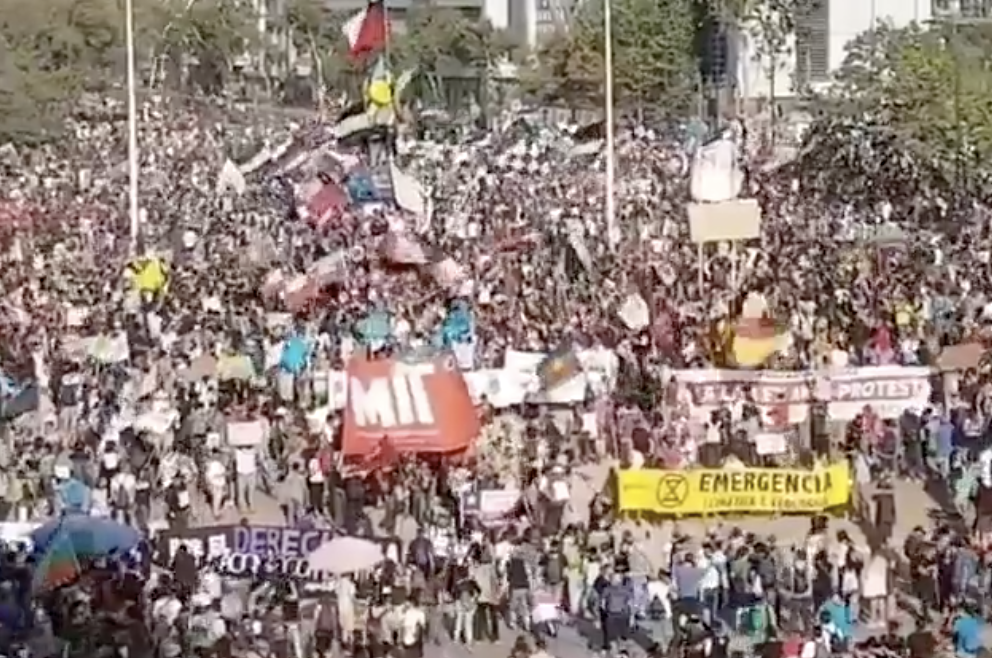 ΧΙΛΗ: 50 ημέρες εξέγερσης ενάντια στην κυβερνητική πολιτική