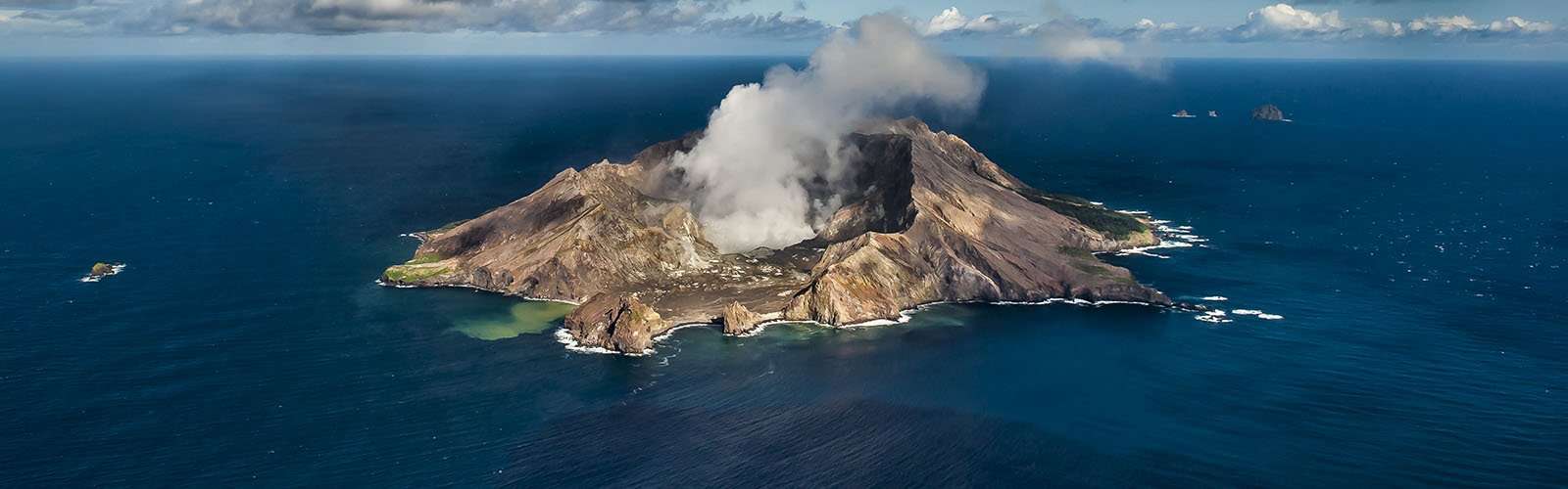 Νέα Ζηλανδία: Τουλάχιστον ένας νεκρός από την έκρηξη ηφαιστείου, πολλοί αγνοούμενοι