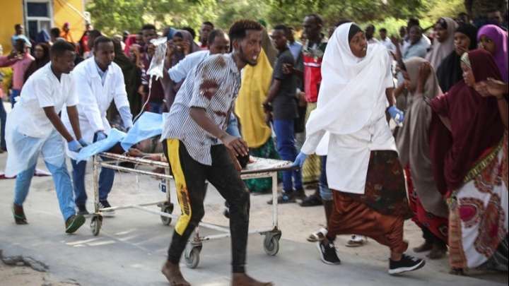 Σομαλία: Σχεδόν 100 οι νεκροί από την επίθεση με παγιδευμένο όχημα
