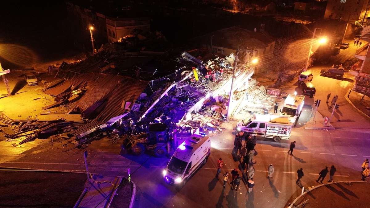 Τουρκία σεισμός: Αυξάνεται ο αριθμός των νεκρών