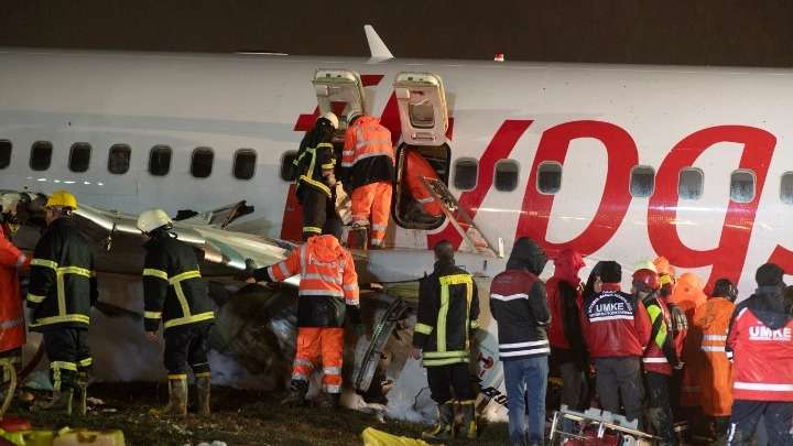 Τουρκία: Ένας νεκρός και 157 τραυματίες στο ατύχημα με το αεροσκάφος