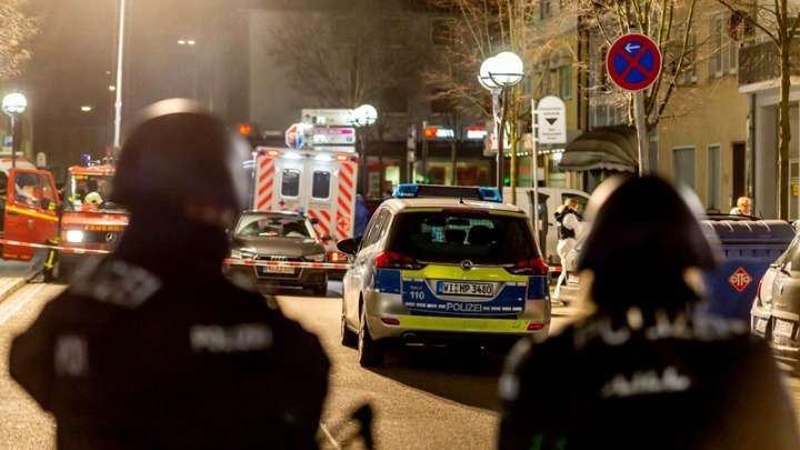 Μακελειό στη Γερμανία με 9 νεκρούς, μεταξύ των οποίων και ο ακροδεξιός δράστης