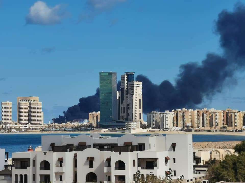 Λιβύη: Επίθεση των δυνάμεων του Χάφταρ σε τουρκικό πλοίο στο λιμάνι της Τρίπολης