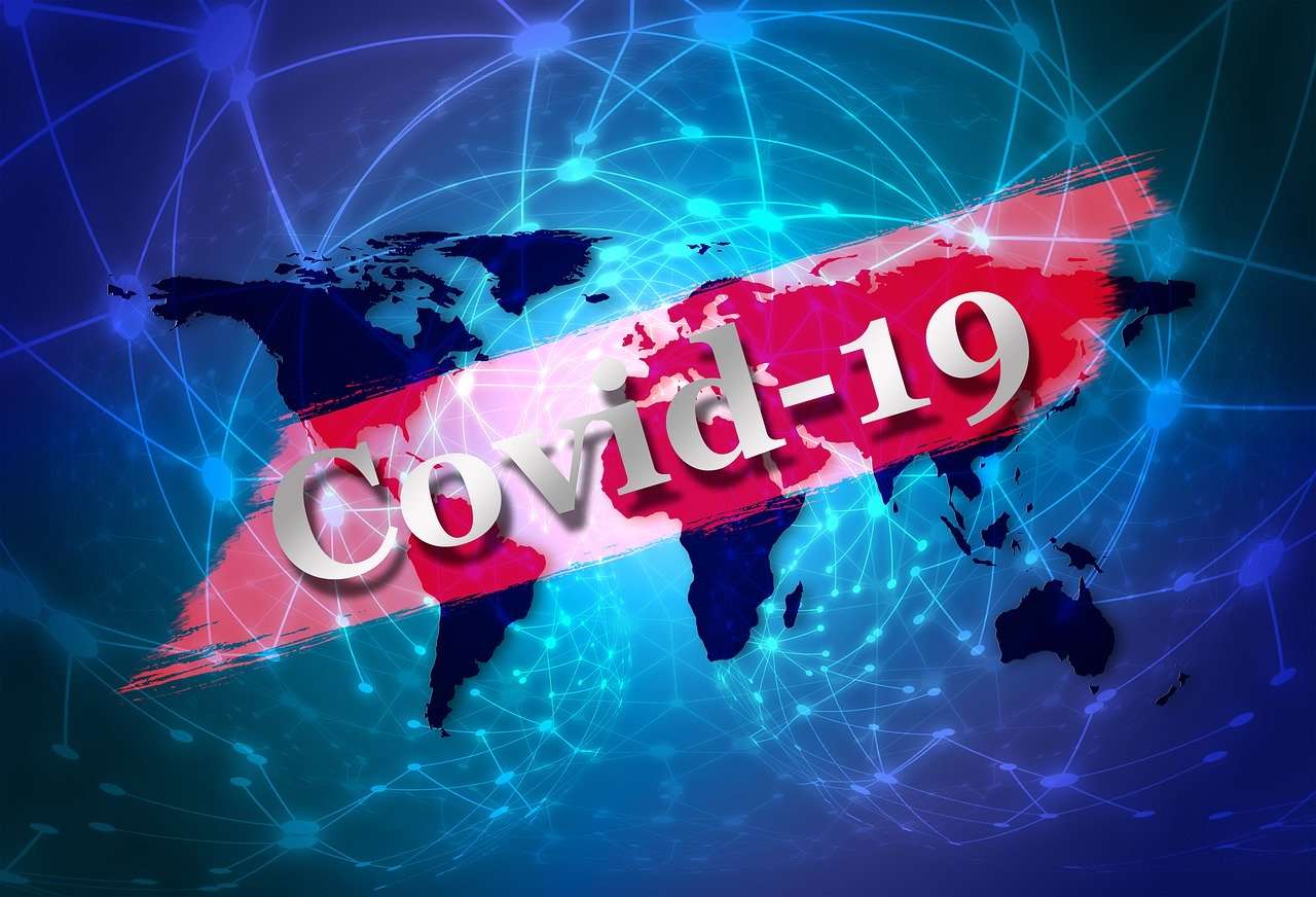 COVID-19 κορονοϊός: Τα καρναβάλια ματαιώθηκαν, οι παρελάσεις της 25ης Μαρτίου θα γίνουν;