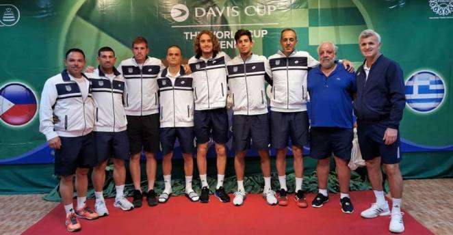 Αγκαλιά με την πρόκριση βρίσκεται η Εθνική Ομάδα Αντσφαίρισης με νίκη του Τσιτσιπά