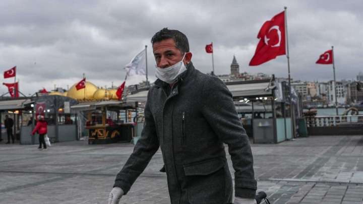 Τουρκία κορονοϊός: 59 νεκροί, 2.433 κρούσματα και ο Εντογάν αισιοδοξεί...