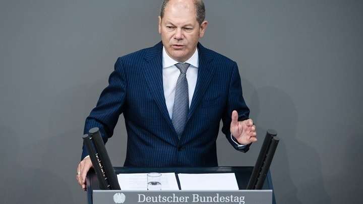 Süddeutsche Zeitung: Υποσχέσεις καγκελάριου Σολτς για εξαγωγές όπλων που αθέτησε ως αντικαγκελάριος
