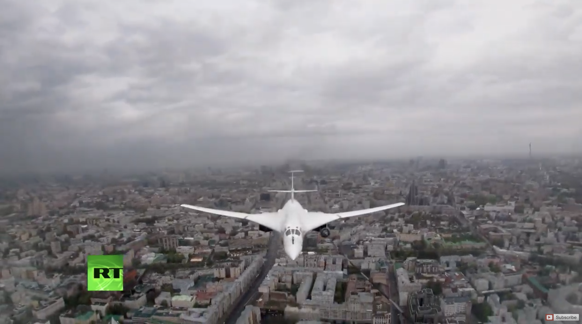 Η αεροπορία της Ρωσίας τιμά την Ημέρα της Νίκης- Βίντεο