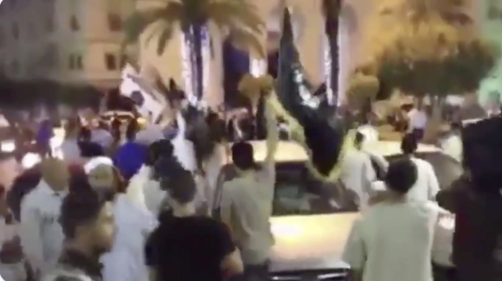 Λιβύη-Τουρκία: Οι σημαίες του ISIS στους δρόμους της Τρίπολης αλλά στη Δύση δεν τις 