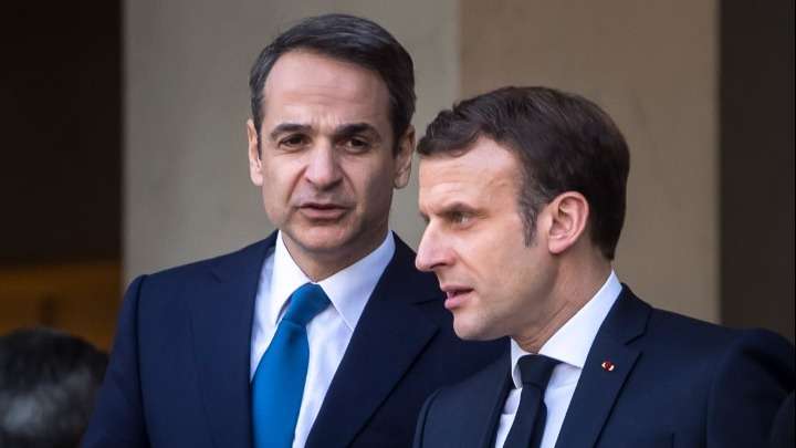 Επικίνδυνοι κυβερνητικοί ερασιτεχνισμοί: Τινάζουν στον αέρα τη συμφωνία με τους Γάλλους!