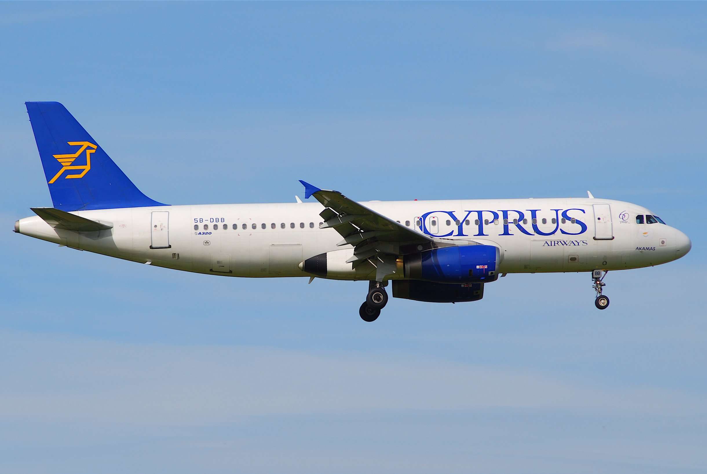Η Cyprus Airways προχωρά σε αναστολή και μείωση πτήσεων από και προς την Ελλάδα