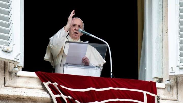 Πάσχα των Καθολικών και ο πάπας προτείνει σε πιστούς και έθνη τον δρόμο της αλληλεγγύης