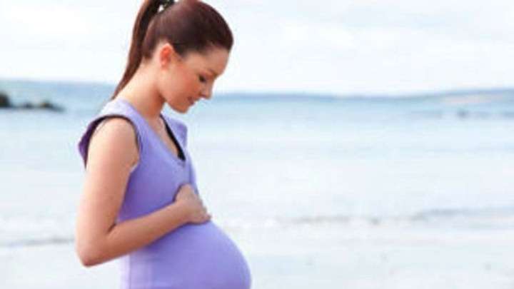 Η εγκυμοσύνη καθυστερεί την εκδήλωση των συμπτωμάτων της πολλαπλής σκλήρυνσης