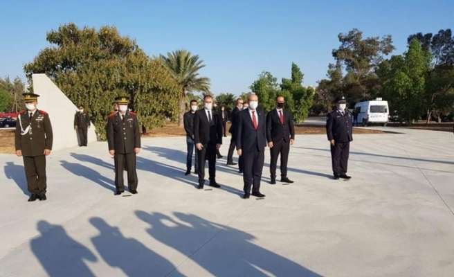 Κατεχόμενη Κύπρος: Η δήλωση υποταγής του ψευτοπρόεδρου Τατάρ στην Τουρκία και που κατέθεσε στεφάνι