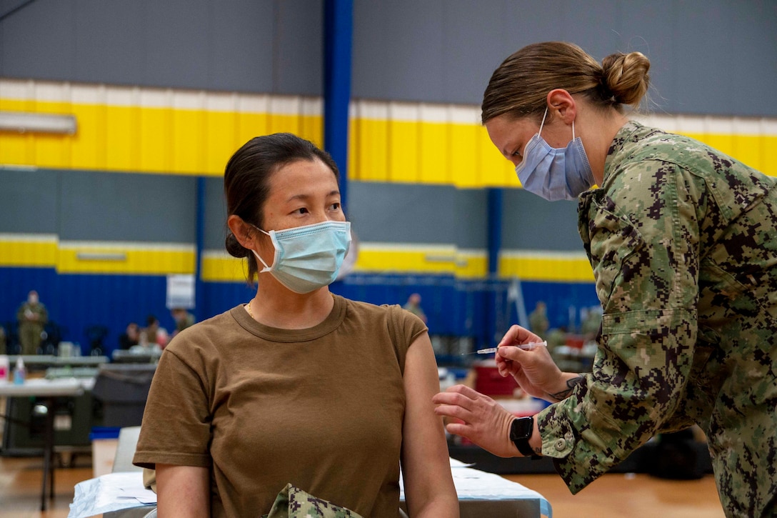 Οι στρατιωτικοί των ΗΠΑ απαλλάσσονται από τον υποχρεωτικό εμβολιασμό κατά της Covid-19