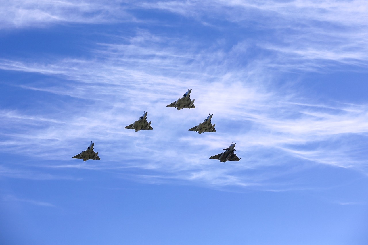 Εικόνες από το κοντινό ελπίζουμε μέλλον: Rafale και Mirage 2000 στους ελληνικούς ουρανούς