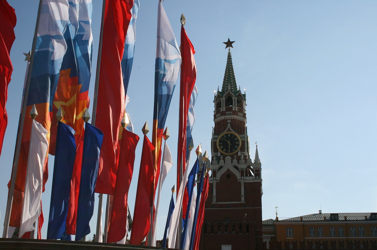 Το Κρεμλίνο καταγγέλει πιέσεις κατά χωρών για να μην αγοράσουν το εμβόλιο Sputnik V!